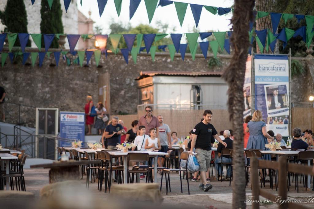 Taverne del Palio dei Colombi - Contrada Collis
