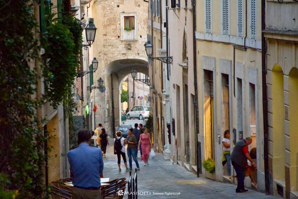 Nel Centro Storico di Amelia in Umbria - Angolo di Fiorella